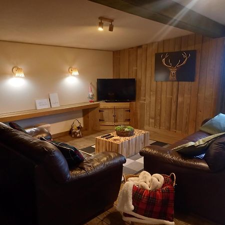 ロベールヴィル Le Chalet Du Lacヴィラ エクステリア 写真
